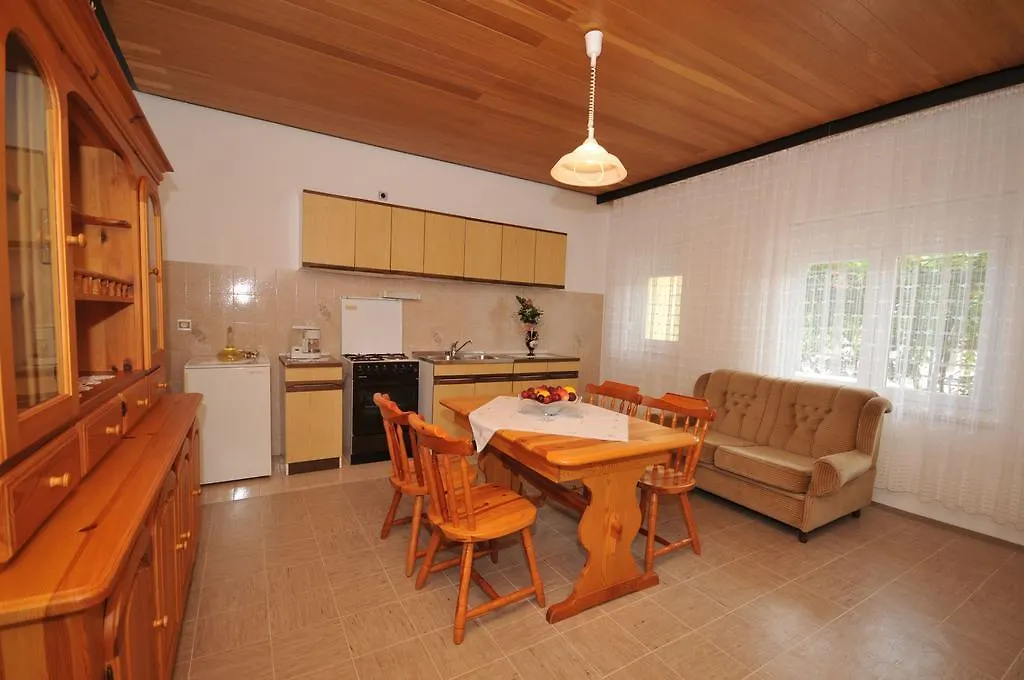 Apartments Marinko Trogir